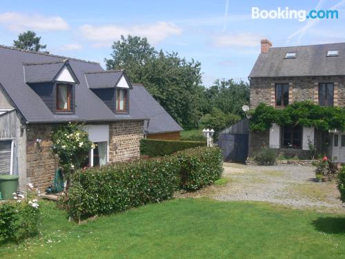 Child friendly home. Enjoy your swimming pool in Isigny-le-Buat!