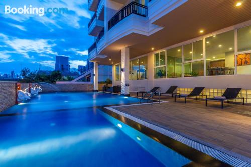 Appartement avec piscine et terrasse. À Bangkok