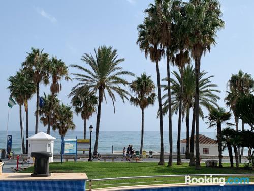 Géant appartement à Marbella. Terrasse et wifi!.