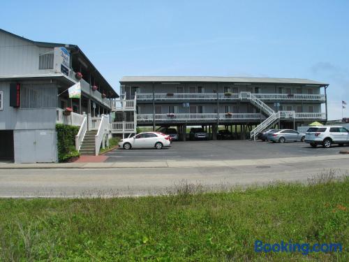 Apartamento com piscina, em boa posição de Carolina Beach