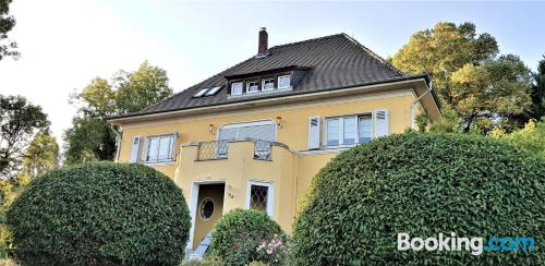 Spacieux appartement avec deux chambres. Chiens bienvenus