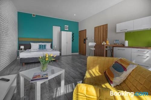 Apartamento para familias con niños en Łódź con conexión a internet