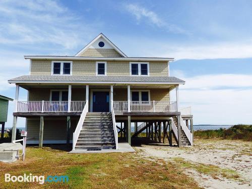 Ocracoke, dans le centre-ville. Idéal pour 5 ou plus