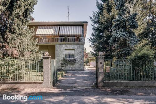 Apartamento con conexión a internet y terraza