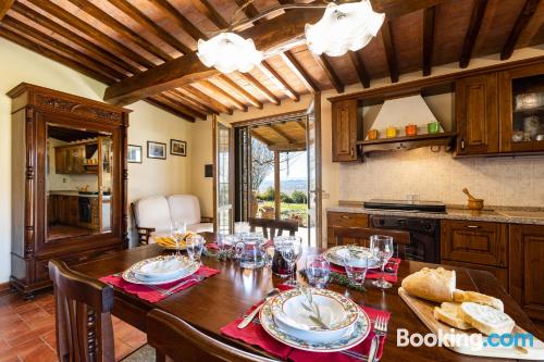 Appartement avec terrasse. Forcoli à vos pieds!.