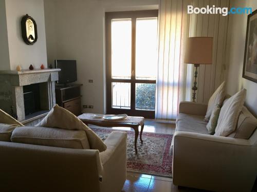 Apartamento com Internet. 90m2!