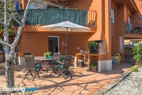 Apartment for two people in Begur with terrace.