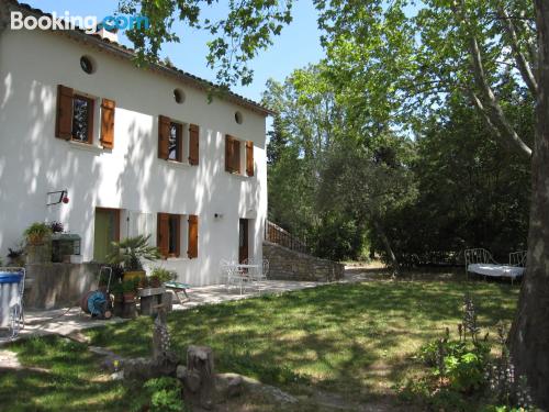 Apartamento com terraço em La Crau.