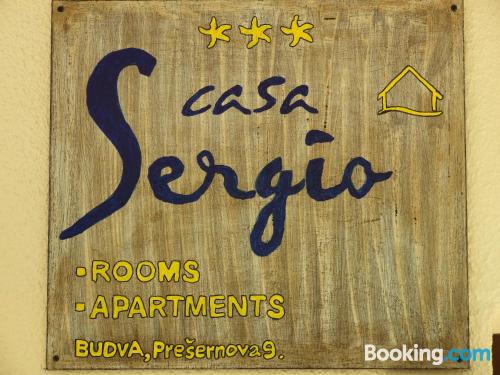 Apartamento com terraço em Budva