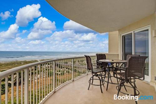 Apartamento de dos dormitorios en Fernandina Beach con piscina.