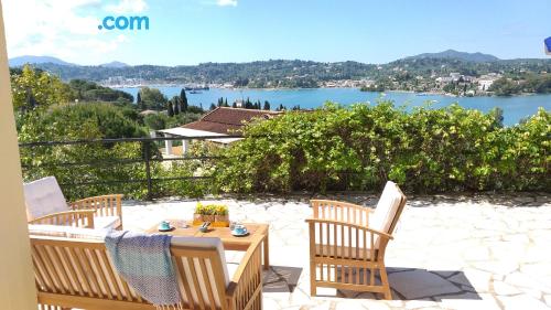 Apartamento con piscina en Corfu.