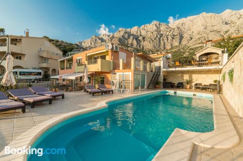 Appartement avec piscine. Avec climatisation!.