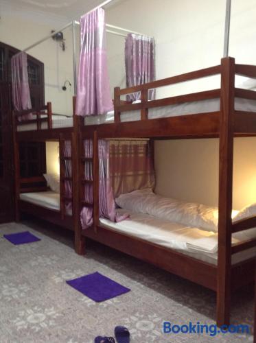Posto Letto in Dormitorio Misto con 8 Letti