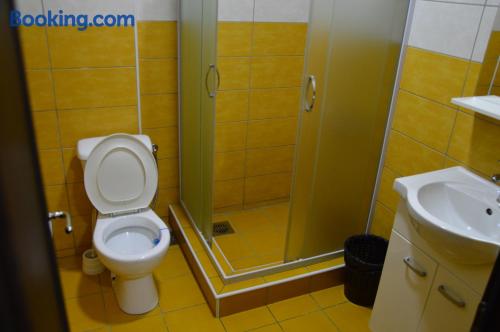 Habitación Doble con baño - 2 camas