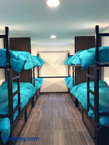 Posto Letto in Dormitorio Misto con 8 Letti