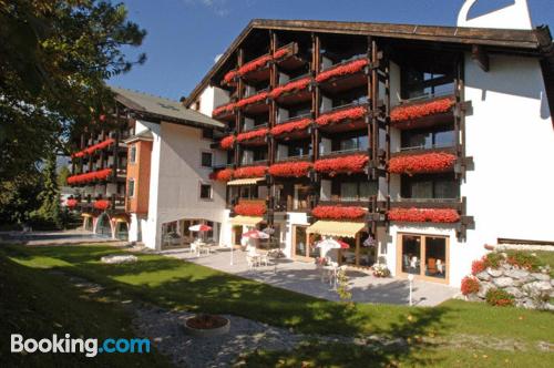 Klein Apt in Seefeld in Tirol. Internet und Balkon