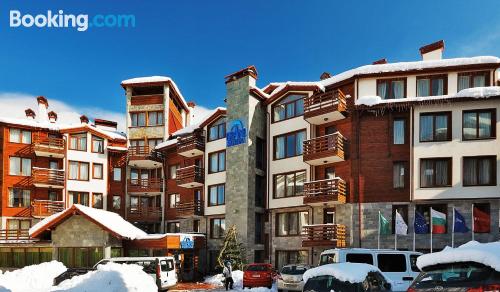 Grand appartement avec 2 chambres. Bansko à vos pieds!