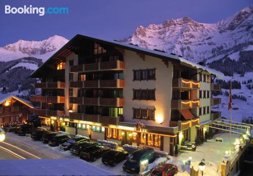 Apartamento bonito en Adelboden con internet y vistas