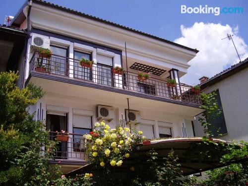 Appartamento con terrazza e Wifi. Ohrid a vostro piacimento!