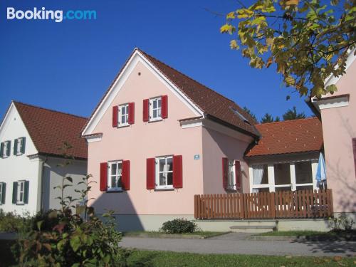 Appartement à Bad Waltersdorf. Terrasse et Wifi!