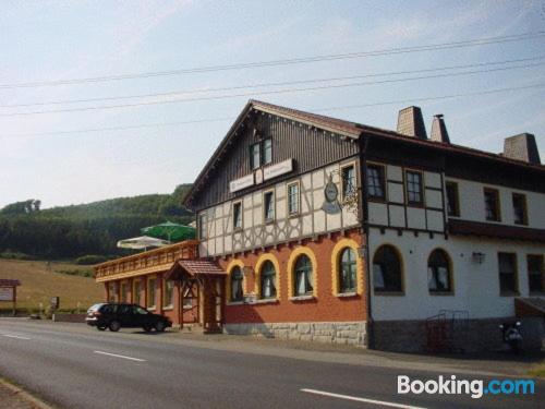 Wohnung mit Balkon. Heizung und Internet