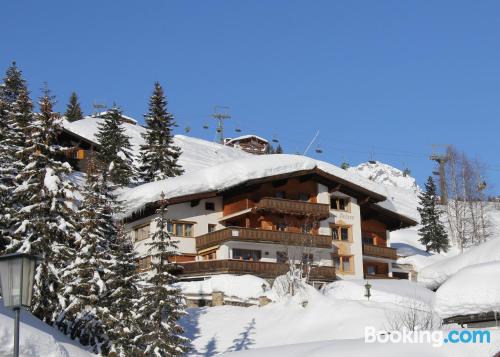 Apt mit Balkon. In Lech am Arlberg