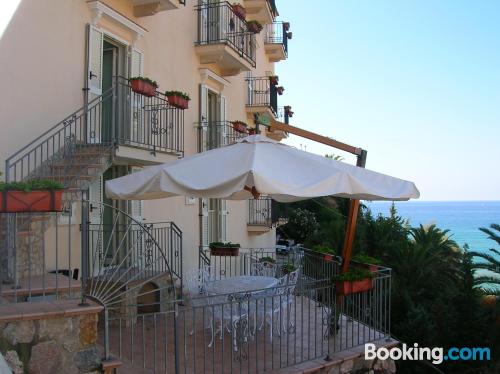 Apartamento con internet en centro de Sperlonga