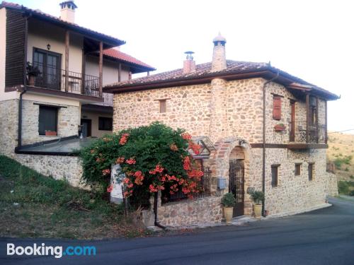 Appartement avec terrasse. Kastoria est votre