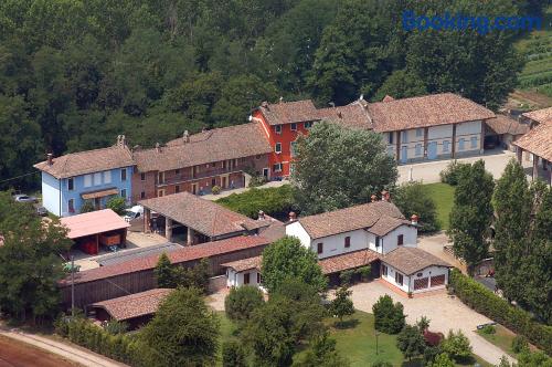 Ample appartement à Besate. Pour couples