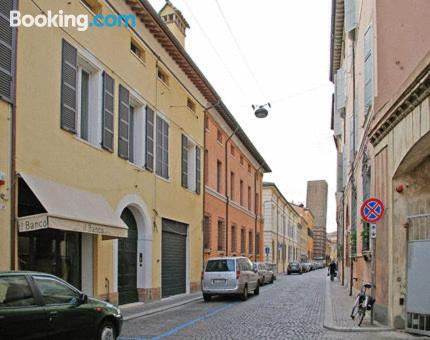 Appartamento con terrazza. Ravenna per voi!