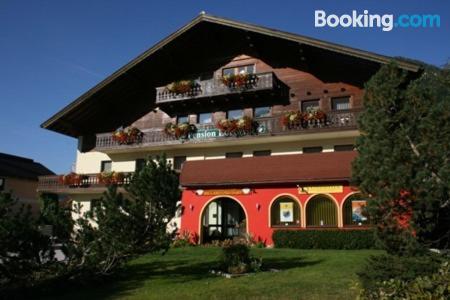 Ferienwohnung mit Balkon. In Sankt Martin am Tennengebirge