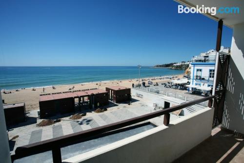 Apartamento com terraço, no melhor endereço de Albufeira