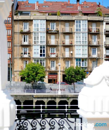 Appartement voor 2 personen, in nabij het centrum von Bilbao