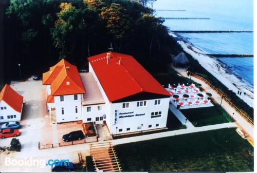 Klein Ferienwohnung in Ostseebad Nienhagen. Balkon!