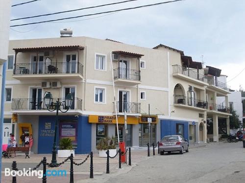 Apartamento bonito dos personas en Skiathos