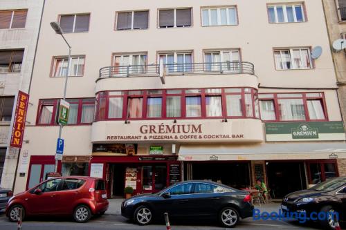 Ferienwohnung mit Balkon. In Bratislava