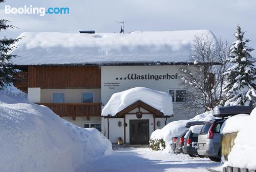 Apartamento con terraza y conexión a internet en Obertilliach, en zona céntrica