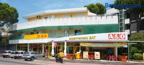 Appartement avec terrasse. Lignano Sabbiadoro à vos pieds!