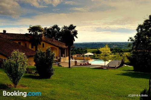 Place for couples in Novello with swimming pool
