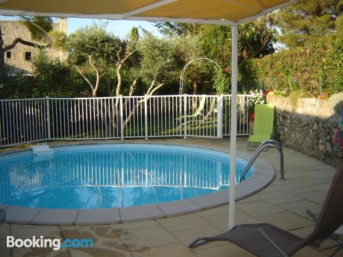 Appartement avec piscine. Terrasse!