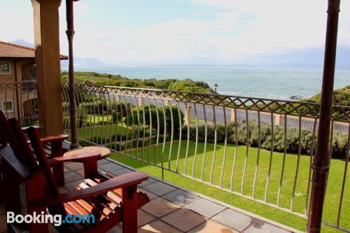 Apartment for couples in Hermanus with heating and wifi