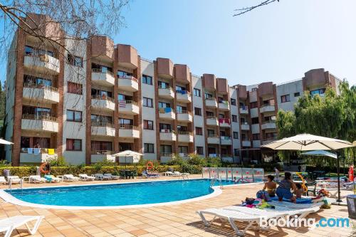 Appartement avec terrasse. Idéal!