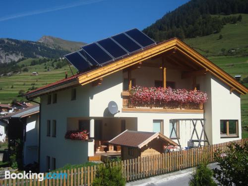 Appartement pour 5 personnes ou plus à Nauders. Terrasse!