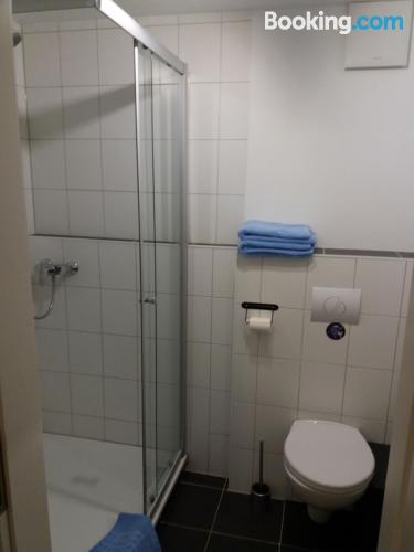 Appartement de 2 chambres à Rheinhausen. Idéal!