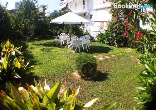 Amazing location and terrace in Loutra Edipsou with internet