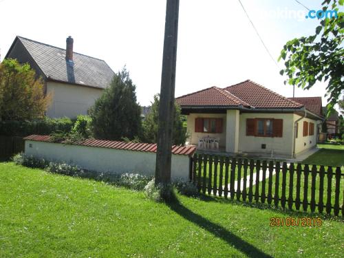 Aconchegante apartamento em Balatonfenyves