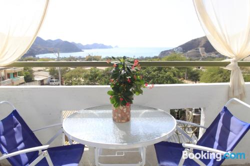 Apartamento en Taganga con vistas y conexión a internet.