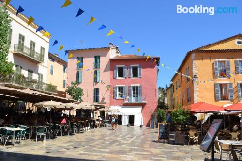 Apartamento com Internet em Valbonne