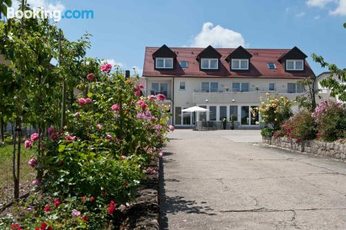 Appartement pour couples. À Sommerhausen