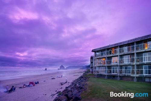 Apartamento de 68m2 em Cannon Beach. Internet!